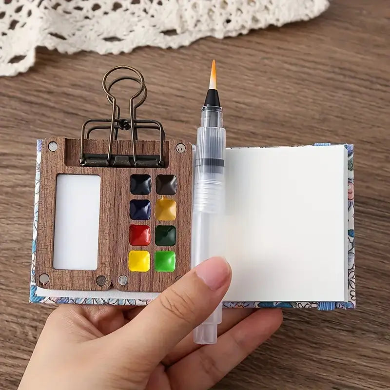 Portable watercolour paint set with 24 colours – Buy one now, get one free!