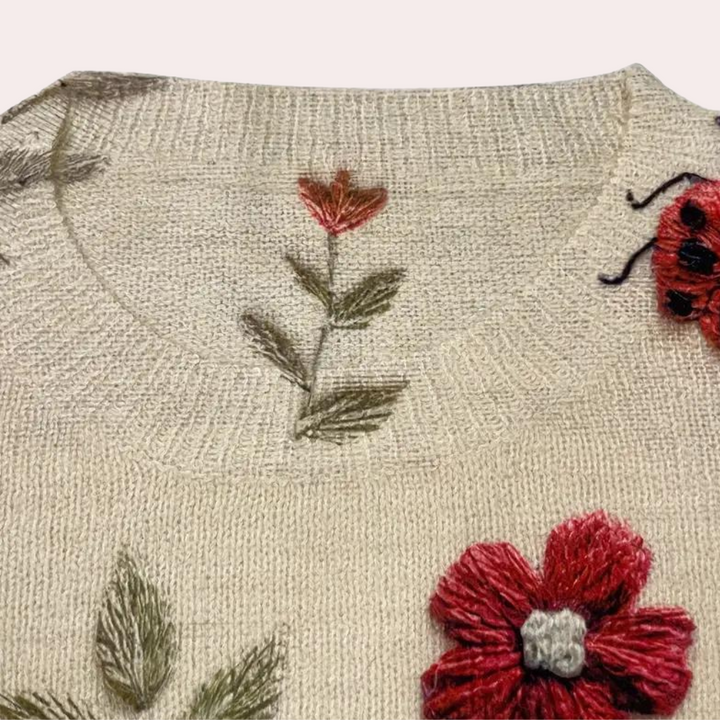 Cheerful Women's Sweater with Floral Print - Fleur-White-XS-State of Style