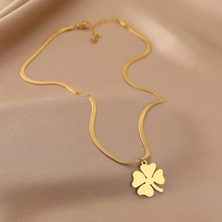 Classic Clover Pendant | Elegant Jewellery Piece-Silver-State of Style