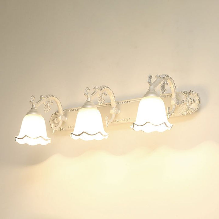 Classic Wall Lamp with Vintage Design – Aurora-White-Silver-3 Flames-State of Style