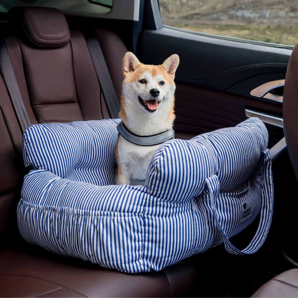 Comfortable Dog Bed for the Car - TravelPaw-Dark Green-State of Style