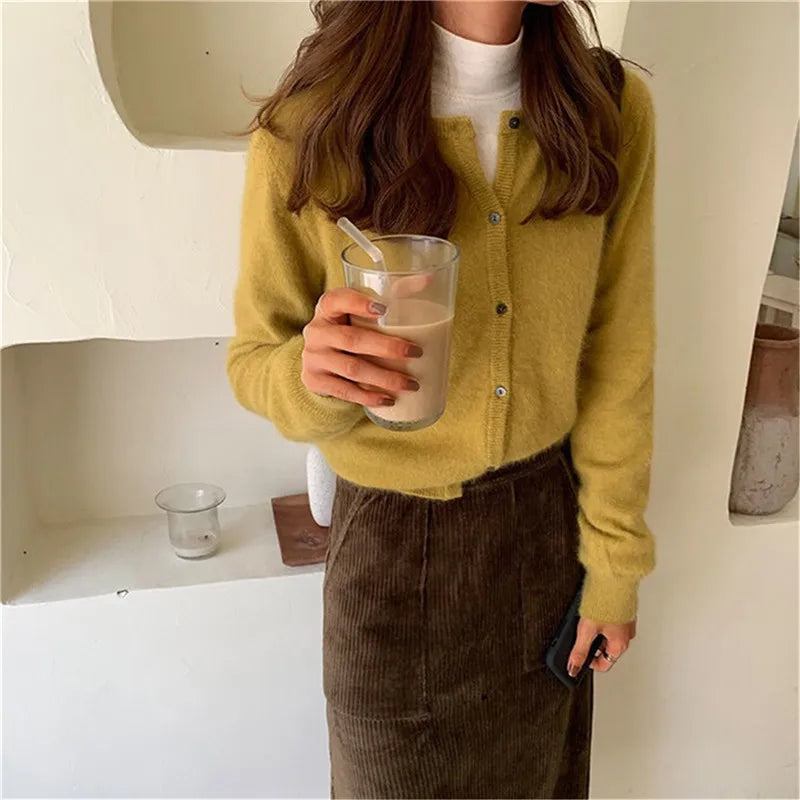 Comfortable Knitted Cardigan with Buttons - Isla-Black-State of Style