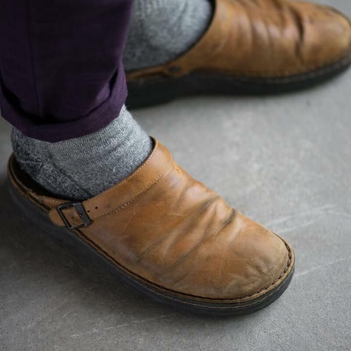 Comfortable & Stylish Men's Clogs with Profilé Sole – Lennart-Beige-5-State of Style
