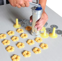 Cookie press - CookieCrafter-Including 10 shapes-State of Style