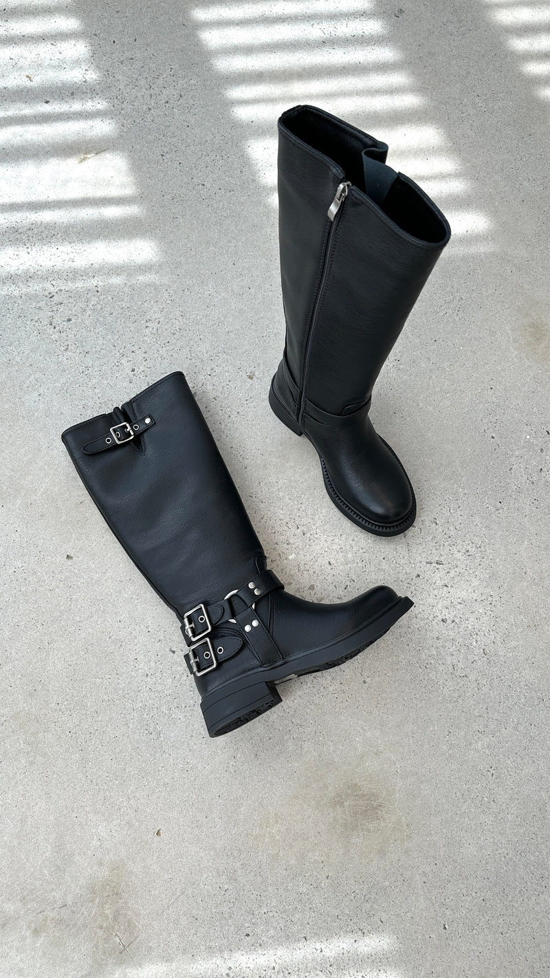 Cool Black Combat Boots - Aris-3-State of Style