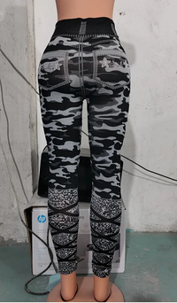 Curve Embrace Plus Size Camo Leggings – Stylish Stretch Fit-Green-2XL-State of Style