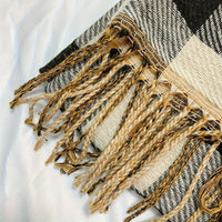 Checkered women's scarf made of polyester for autumn & winter – Aurelie
