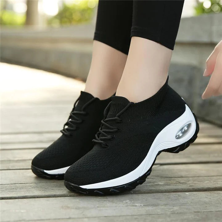 DanasShoes I Orthopedic hiking shoes for women-Black & White-3.5-State of Style