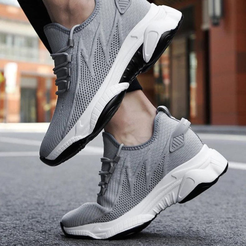 Discreetly stylish men's sneakers – MaxLift Boost-White +10CM-4.5-State of Style