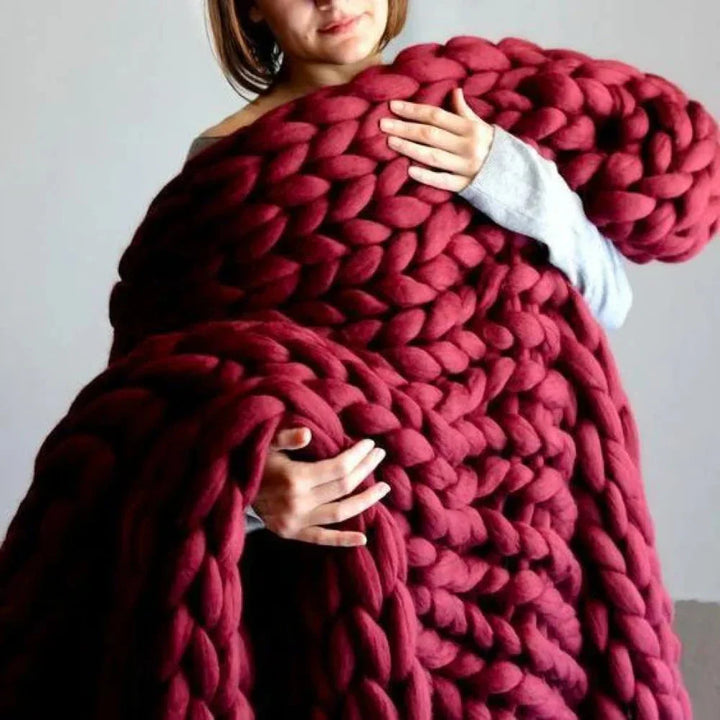 DIY Chunky XL 1000 Gram Wool Yarn for Soft Blankets - LuxeWool-Bordeaux Red-1 kg-State of Style