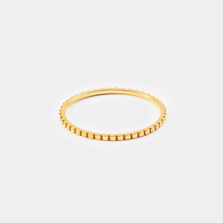 Dunne Ring - Lara-5-Gold-State of Style