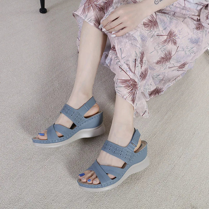 Emma - Orthopedische Zwartkleurige Sleehak Sandalen-Zwart-36-State of Style