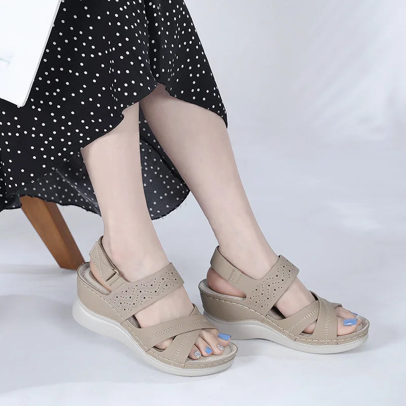 Emma - Orthopedische Zwartkleurige Sleehak Sandalen-Zwart-36-State of Style
