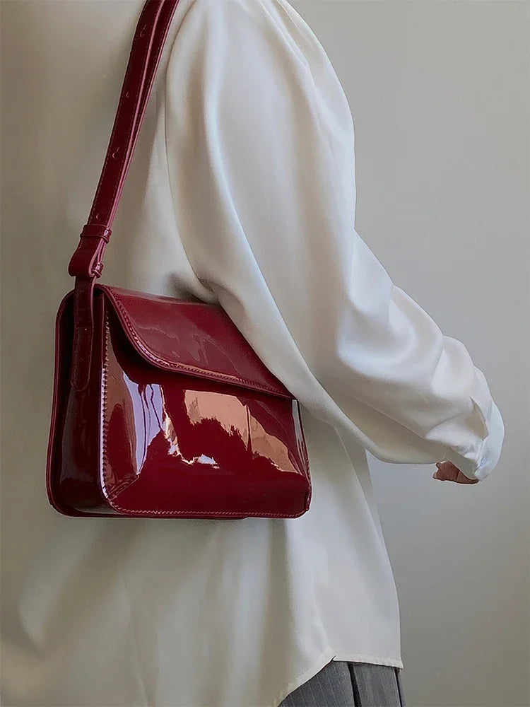 Emma Traditional Bag – Retro Patent Leather Crossbody Shoulder Bag-Black-State of Style