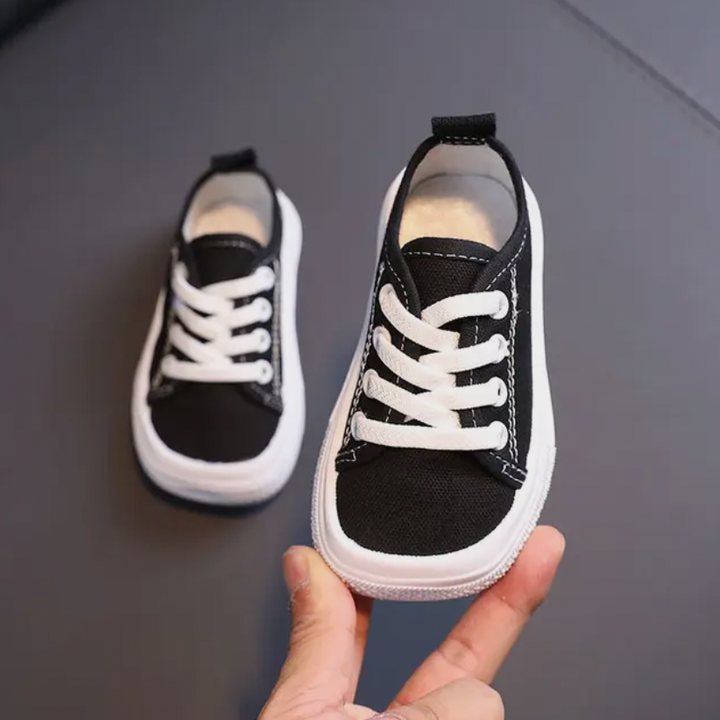 Ergonomic Barefoot Sneakers for Kids - FlexiSteps-Black-4.5-State of Style