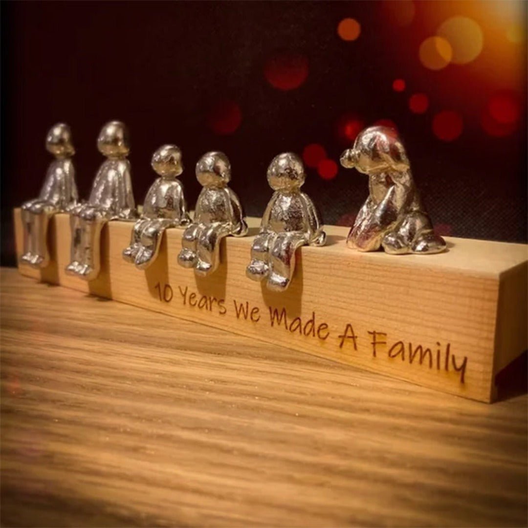 Eternal Family Relationship Sculpture - Unity