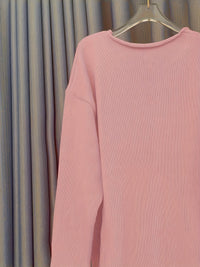 Ladies oversized jumper with V-neck & pattern – Alenia