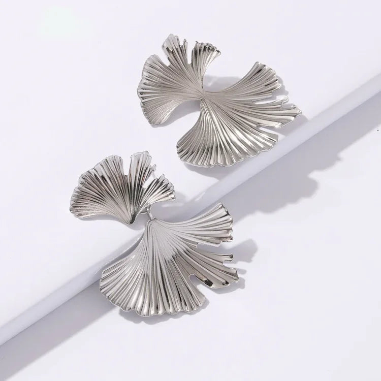 Floral Earrings in Gold and Silver – Liora-Silver-State of Style