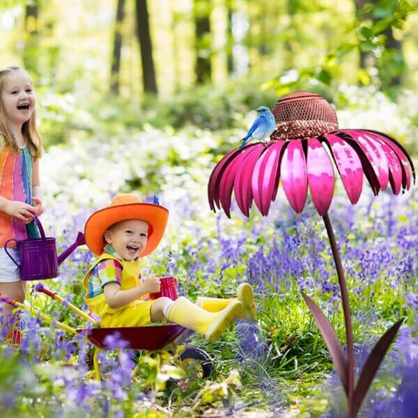 Flower-Shaped Bird Feeder - FloraFeeder-Red-State of Style