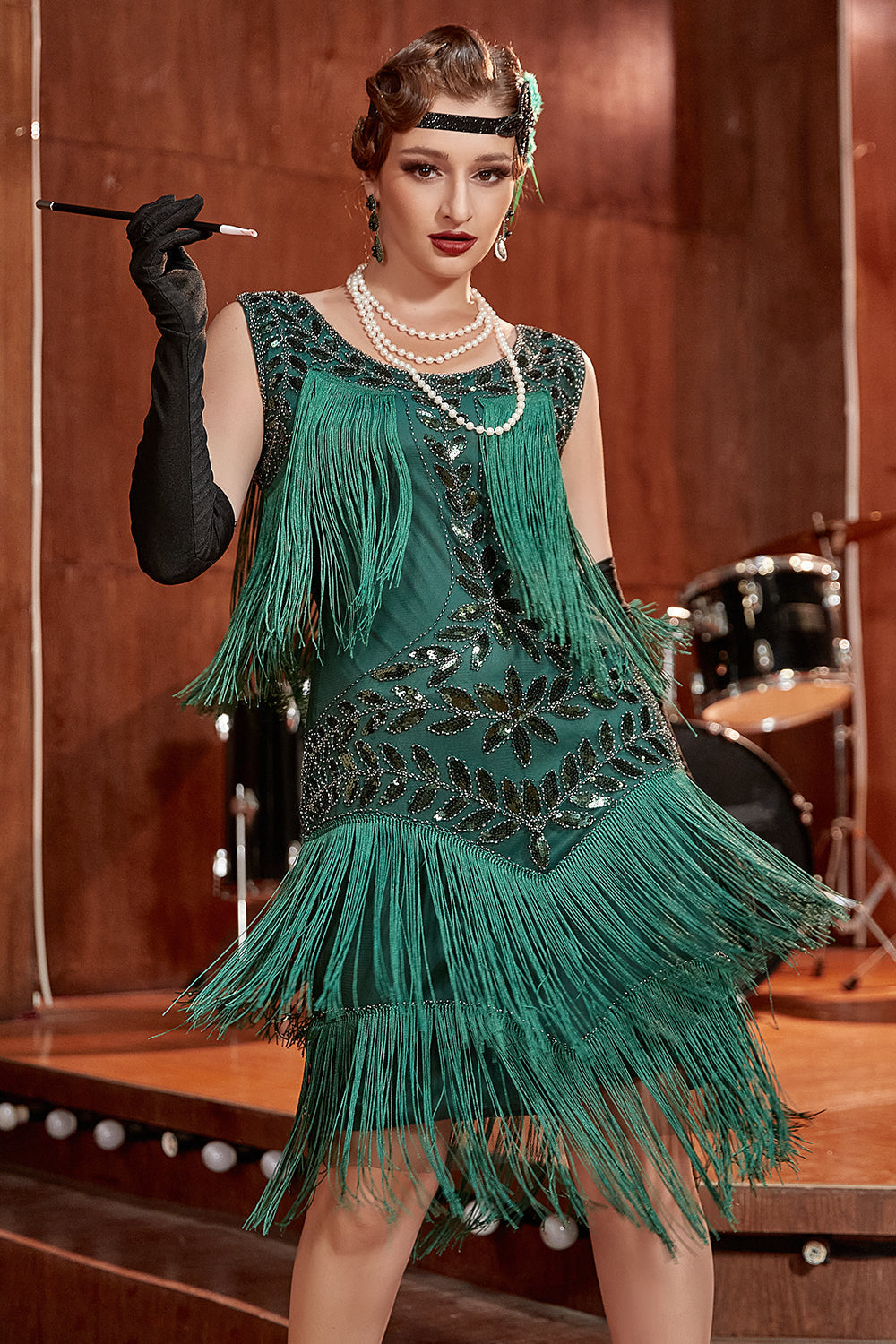 Glamorous Charleston dress from the 1920s - Amelia-Champagne-S-State of Style