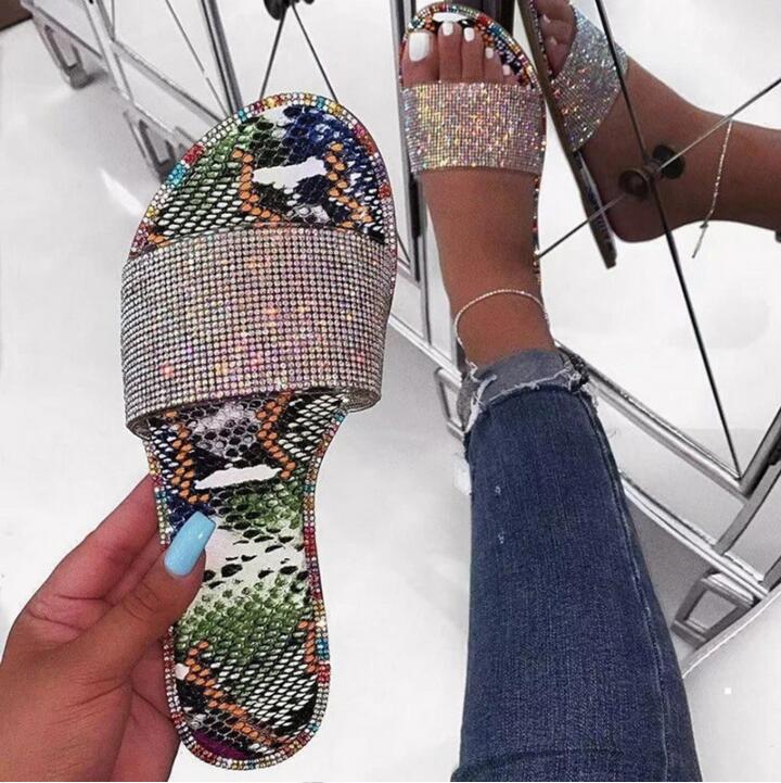 GlitterSlippers | Cozy, Stylish & Comfortable-Black-4.5-State of Style