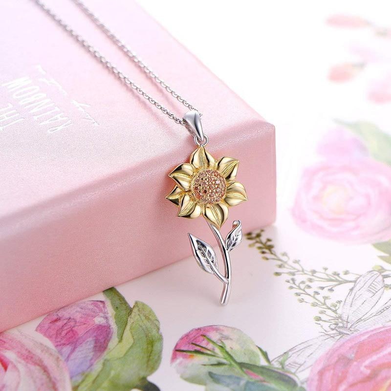 Gold Ladies' Necklace in Sterling Silver with Sunflower Pendant – Marélie-State of Style