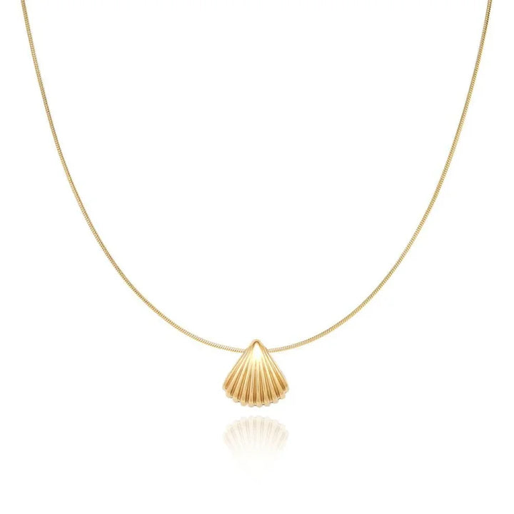 Golden Scallop Flower Necklace - Lilac-State of Style