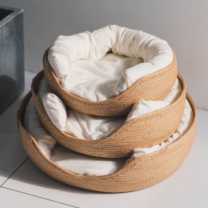 Handmade Comfortable Bed for Cats - LuxeSnooze-Man-S-State of Style