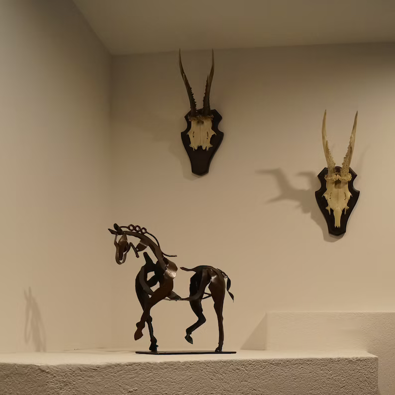 Handmade Horse Figurine – Ferro-Without lights-State of Style