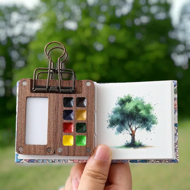 Portable watercolour paint set with 24 colours – Buy one now, get one free!