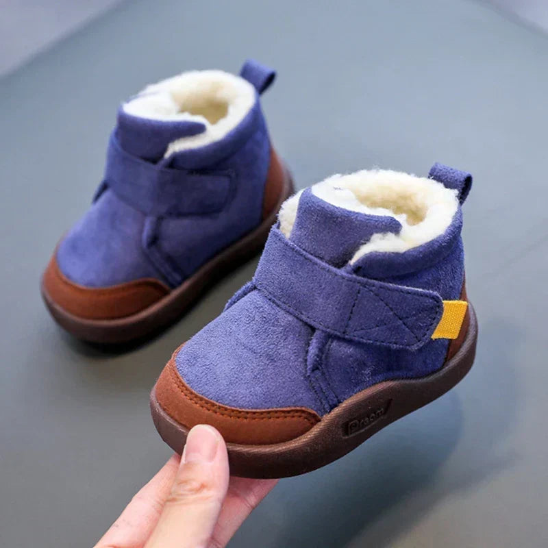 Padded winter boots for children with Velcro – FrostPace (Buy one, get one free) – Winter Magic Edition