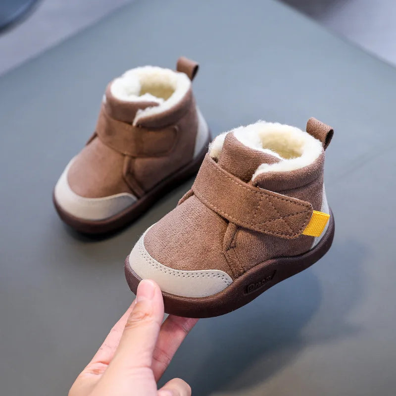 Padded winter boots for children with Velcro – FrostPace (Buy one, get one free) – Winter Magic Edition