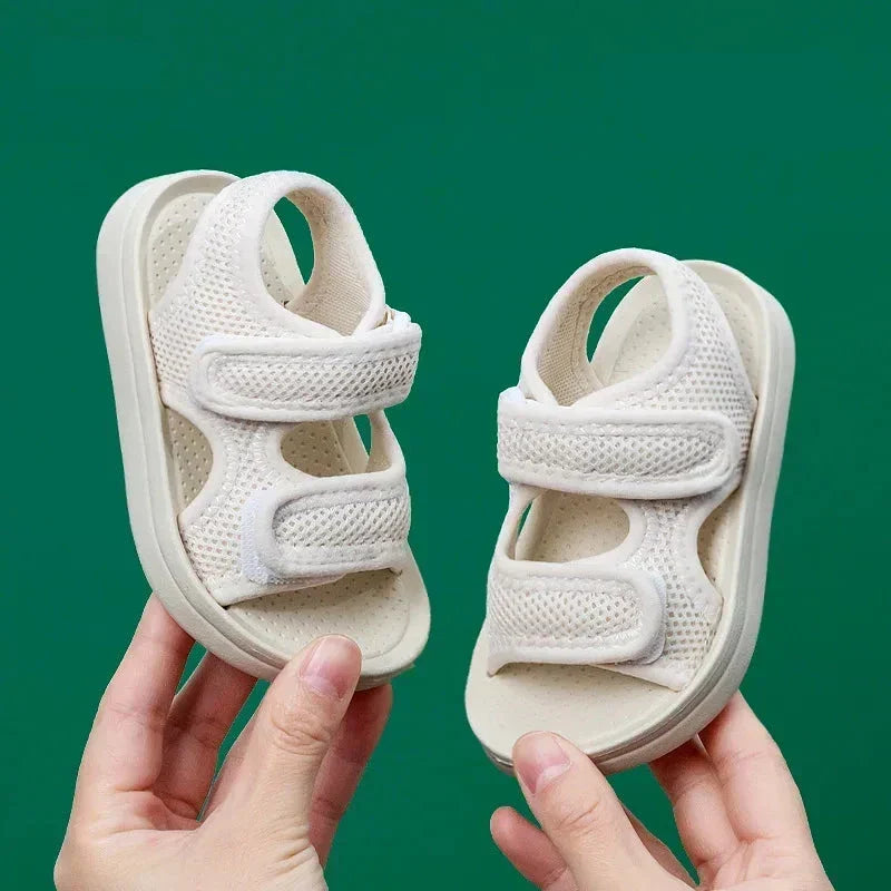 Breathable children's sandals with a soft sole and quick fastening – RunEasy