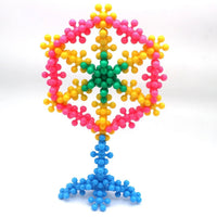 Creative snowflake building blocks for children – promotes imagination and motor skills
