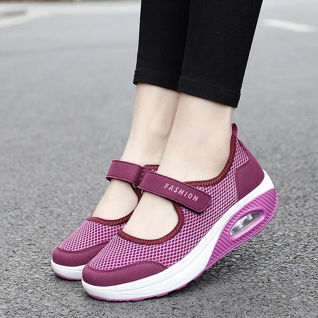 Julia - Orthopedische Lichtgewicht Zwarte Sandalen-Rozerood-35-State of Style