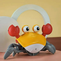 Interactive crawling toy with movement and music - Scratchy Crab