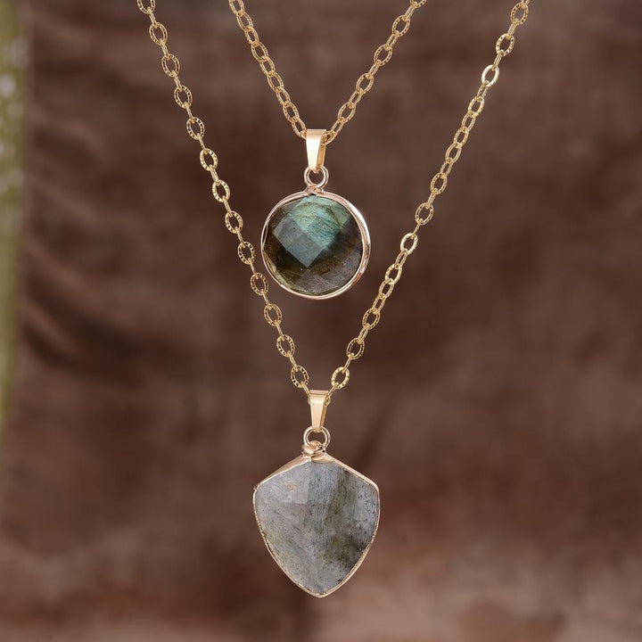 Labradorite Protection Necklace - Valoria-State of Style