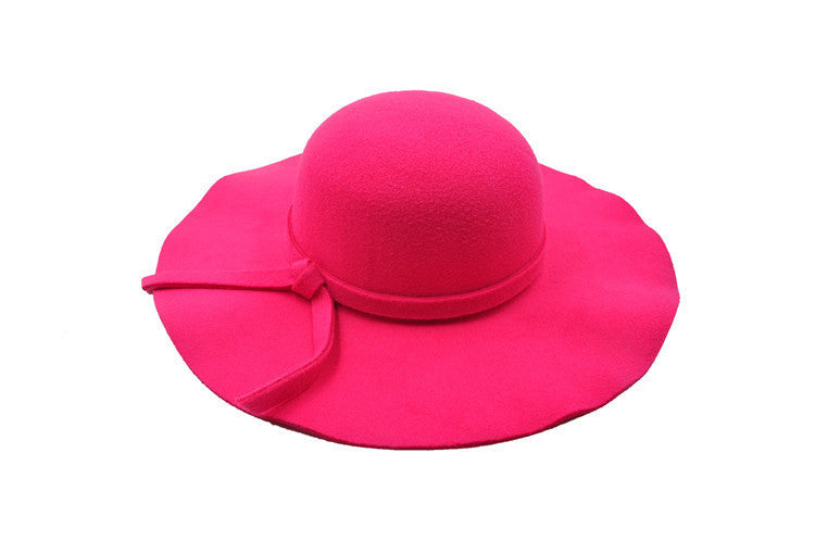 Light women's summer hat with a comfortable fit – UrbanBreeze-Pink Red-State of Style