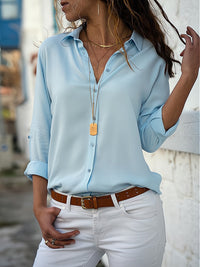 Loose ladies' blouse with button placket – Isabella-Light blue-S-State of Style