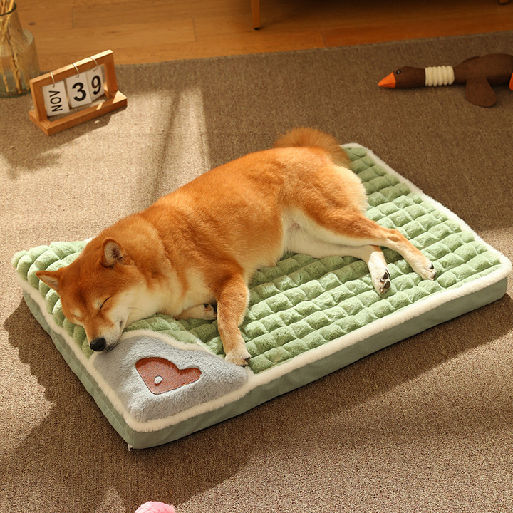 LUXE WINTER DOG MAT - WARM FLEECE SOFA FOR SMALL AND MEDIUM DOGS-Chocolate-State of Style