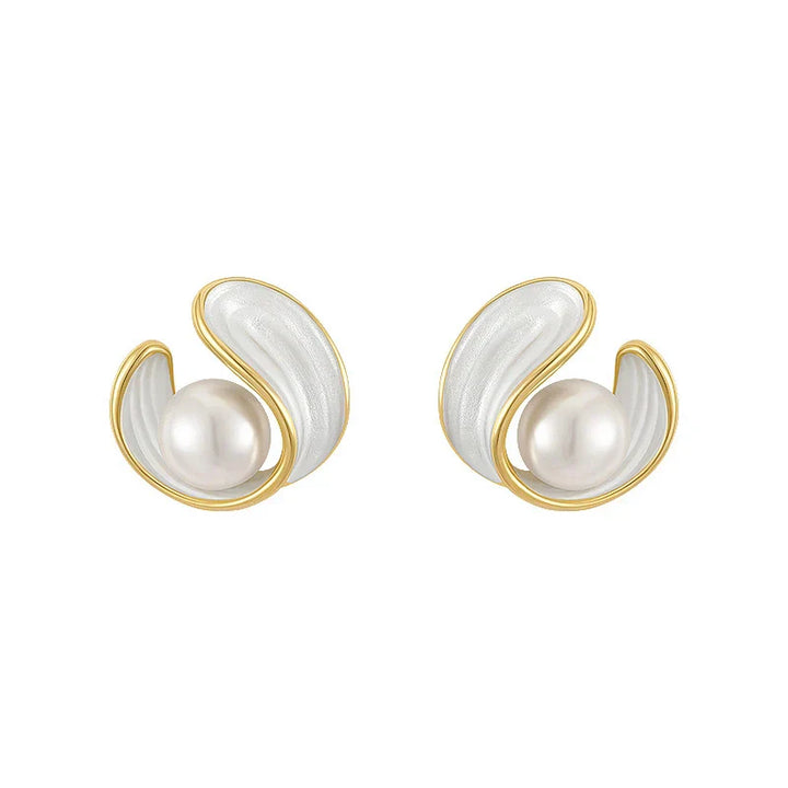 Luxurious Earrings with White Opal and Pearl in Gold - Amara-State of Style
