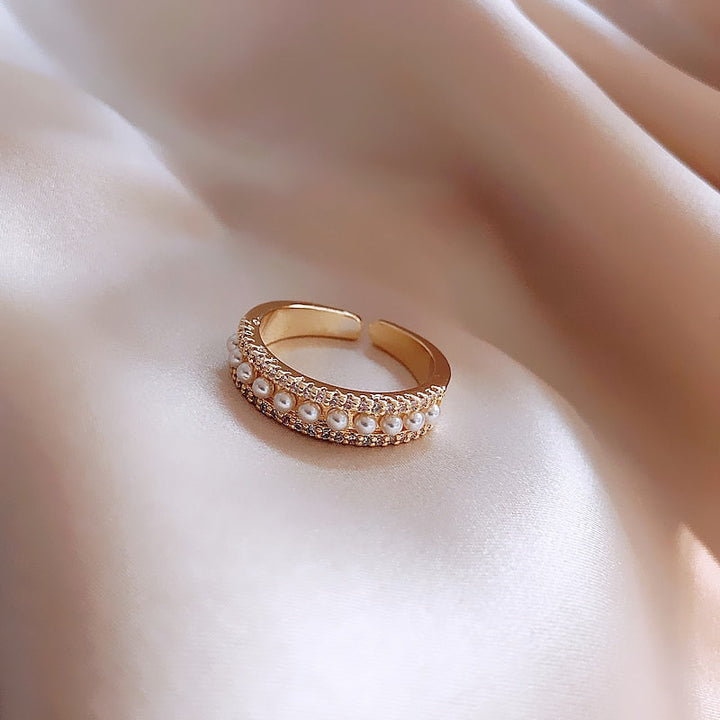 Luxurious Gold Pearl Ring - Martina-State of Style