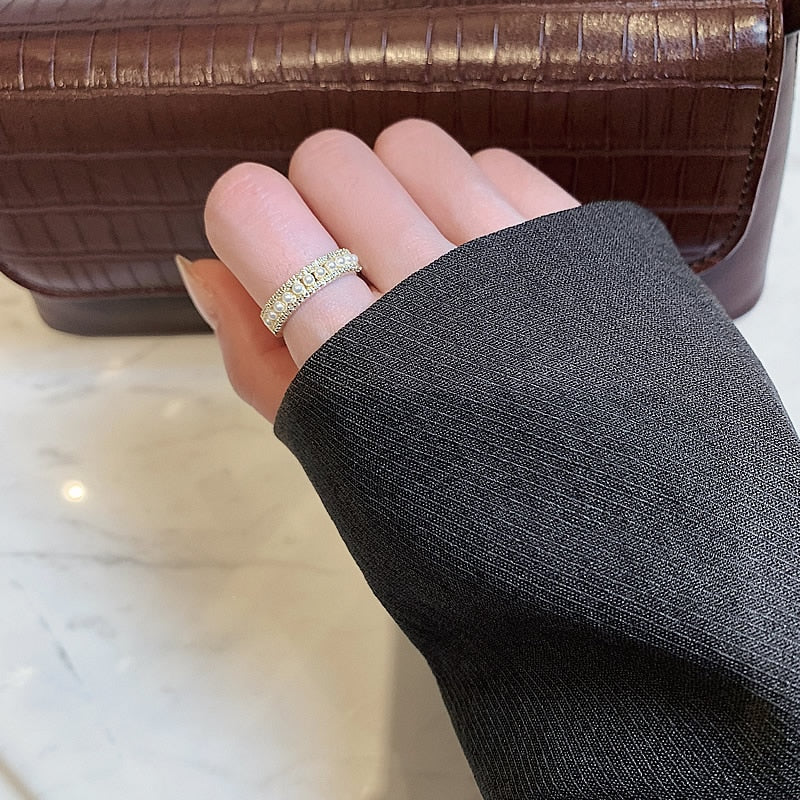 Luxurious Gold Pearl Ring - Martina-State of Style