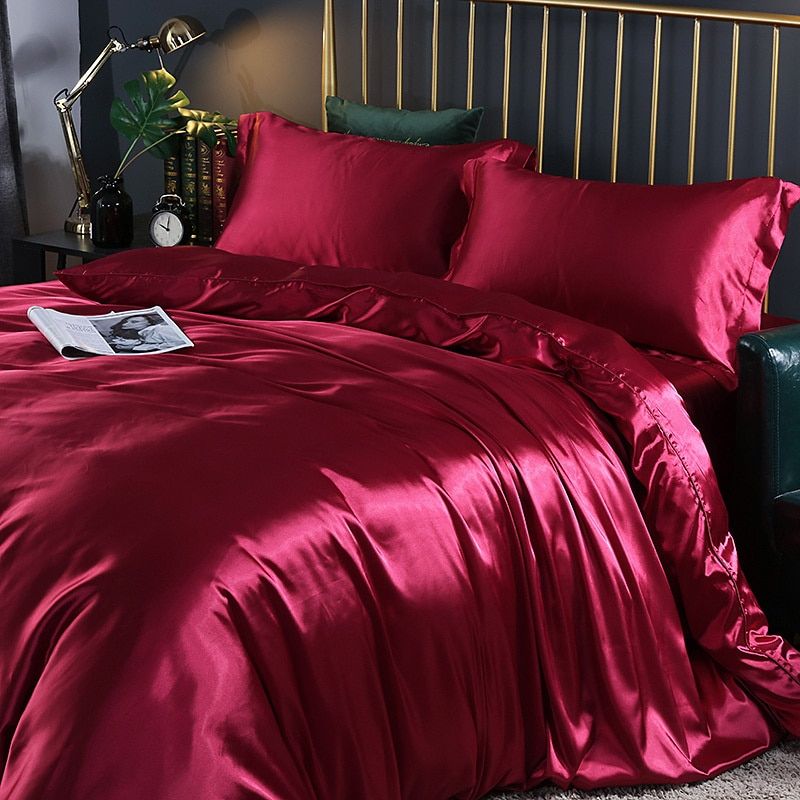 Luxury Silk/Satin Bedding Set (4-piece) - SilkSleep-Red-150cm fitted sheet + Duvet 200x230cm + 2x pillowcases-State of Style