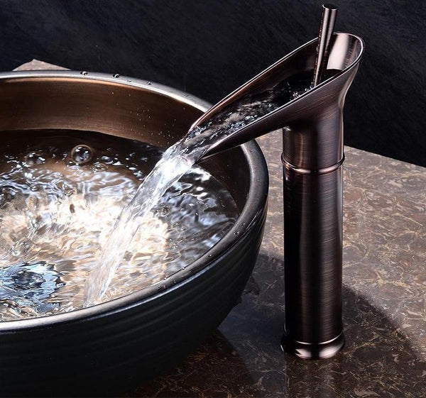 Luxury Waterfall Basin Tap - CascadeFlow-Antique short-State of Style