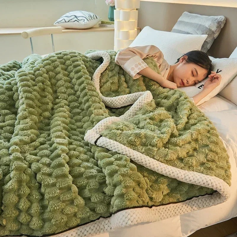 Double-layer Coral Velvet Blanket for Autumn & Winter – TurtleWarm