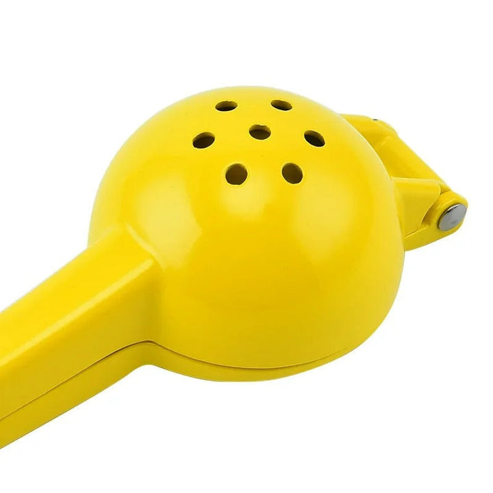 Manual Citrus Juicer from Aluminium - CitrusPress-State of Style
