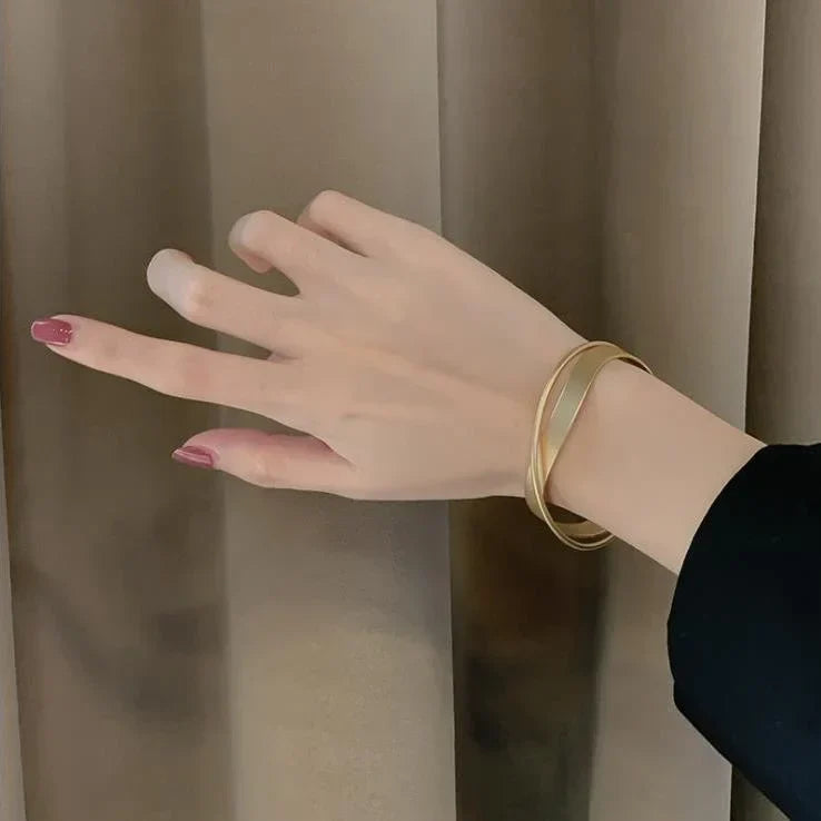 Mat Gold Infinity Bracelet - Elisa-State of Style