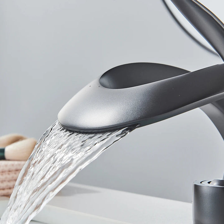 Messing Basin Mixer Tap with Waterfall Spout - Flowarc-Matte Black-State of Style