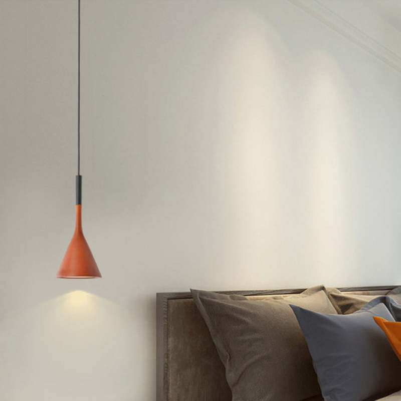Modern Triangle Pendant Lamp - Trionda-Black-State of Style
